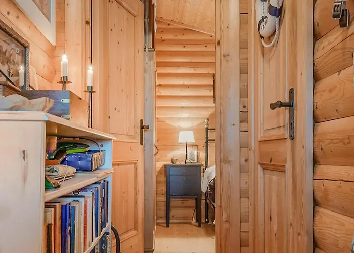 度假居 5 Bedroom Gorgeous In 斯科耶霍伦