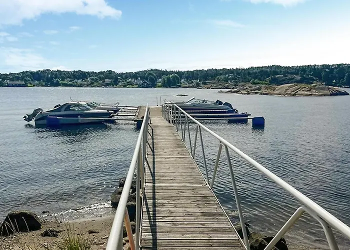 5 Bedroom Gorgeous In * Skjarhollen